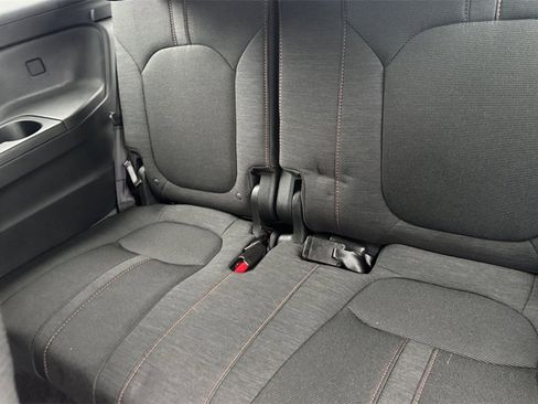 Certified 2025 Honda Pilot Sport image 17