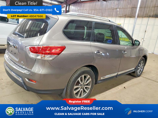 Used 2014 Nissan Pathfinder SL w/ SL Tech Package FWD image 4