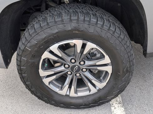 Used 2022 Chevrolet Colorado Z71 AWD/4WD image 27