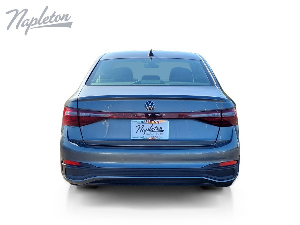 Used 2025 Volkswagen Jetta Sport FWD image 4