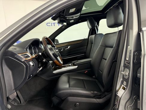 Used 2014 Mercedes-Benz E 350 Luxury image 19
