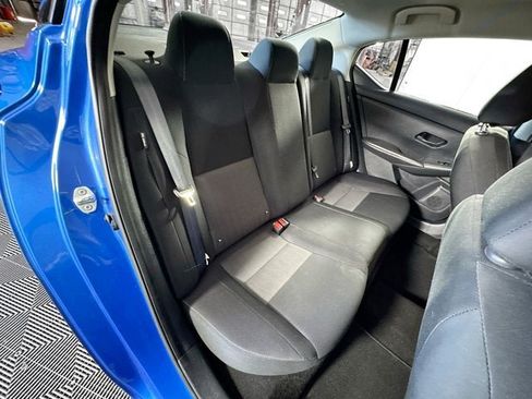 Used 2024 Nissan Sentra SV FWD image 21