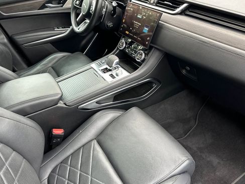 Used 2021 Jaguar F-PACE S image 32