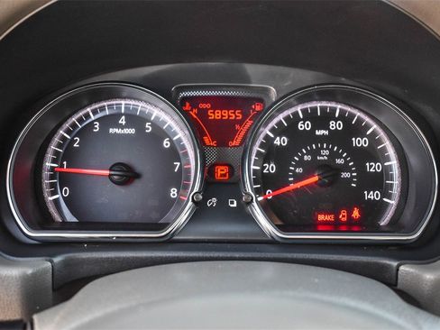 Used 2012 Nissan Versa SL image 21