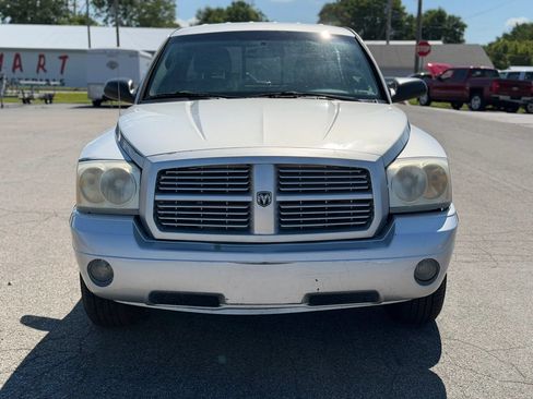 Used 2006 Dodge Dakota SLT RWD image 2