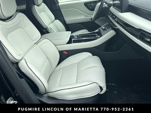 New 2026 Lincoln Aviator Black Label w/ Dynamic Handling Package AWD/4WD image 13