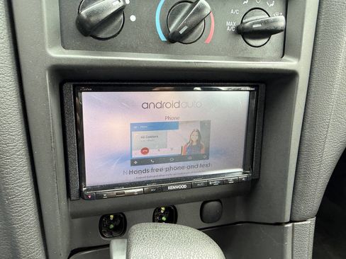 Used 2002 Ford Mustang Coupe image 11