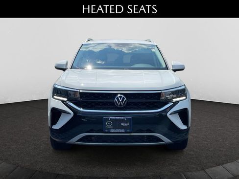 Used 2023 Volkswagen Taos SE w/ Black Wheel Package AWD/4WD image 7