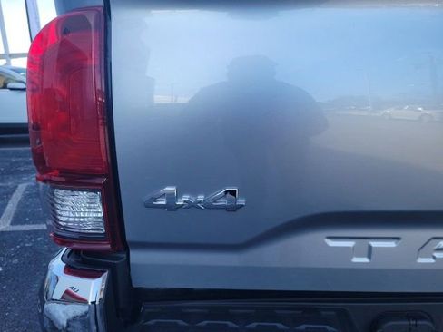 Used 2023 Toyota Tacoma SR5 image 7