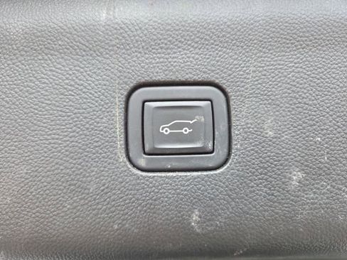 Used 2024 Buick Enclave Essence w/ Experience Buick Package image 47