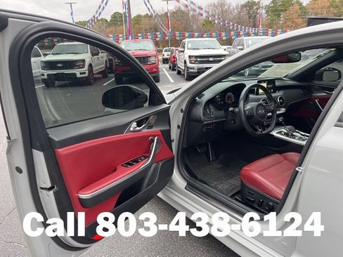 Used 2020 Kia Stinger GT2 image 4