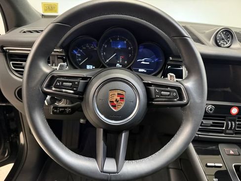 Certified 2026 Porsche Macan AWD/4WD image 18