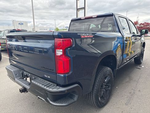 Used 2020 Chevrolet Silverado 1500 Custom Trail Boss w/ Custom Convenience Package AWD/4WD image 6