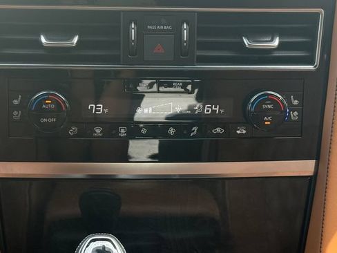 Used 2023 INFINITI QX80 Sensory w/ Cargo Package AWD/4WD image 4