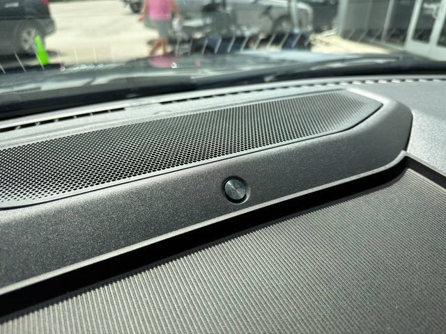 Used 2024 Ford F150 Lightning Lariat AWD/4WD image 42