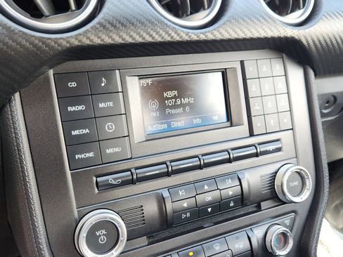 Used 2018 Ford Mustang Coupe image 8