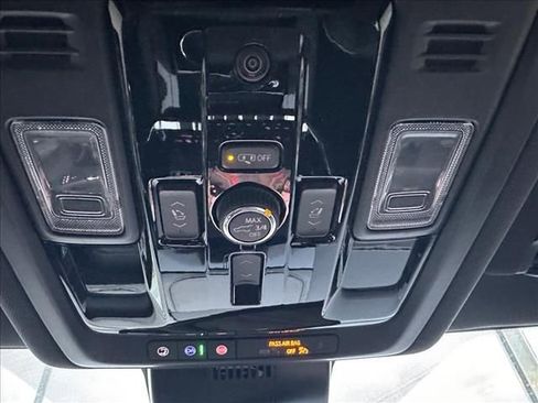 New 2026 GMC Yukon XL Elevation image 32