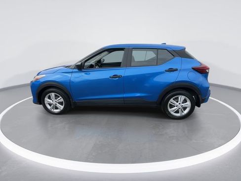 Used 2023 Nissan Kicks S image 5