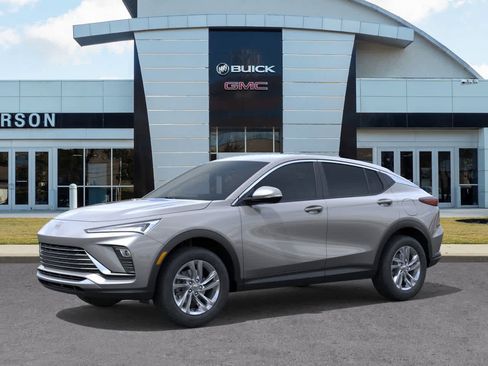 New 2026 Buick Envista Preferred image 2