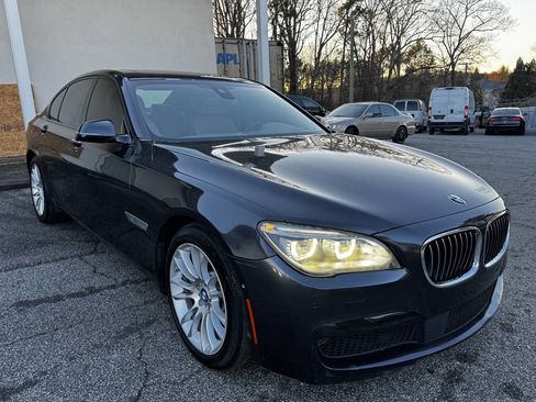 Used 2015 BMW 750i image 6