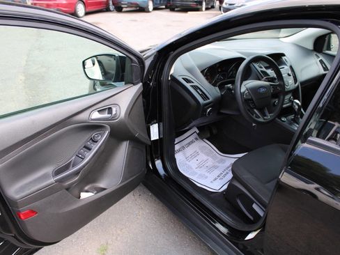 Used 2016 Ford Focus SE image 13