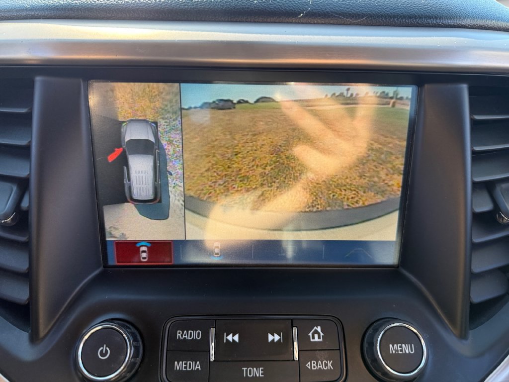 Used 2017 GMC Acadia Denali w/ Technology Package AWD/4WD image 28
