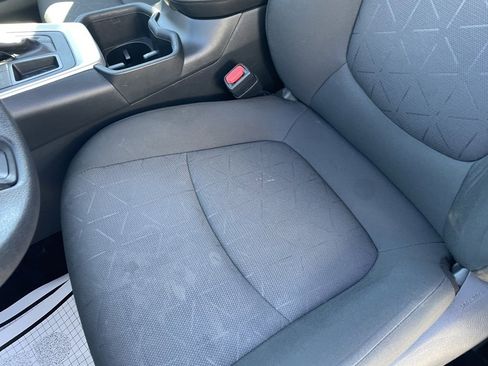 Used 2024 Toyota RAV4 XLE image 21