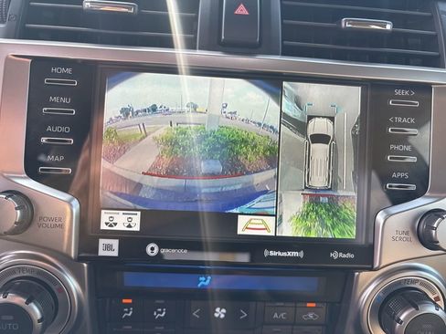 Used 2023 Toyota 4Runner Limited image 4