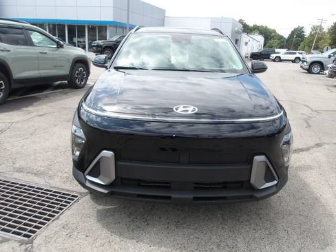 Used 2026 Hyundai Kona SEL Sport AWD/4WD image 2