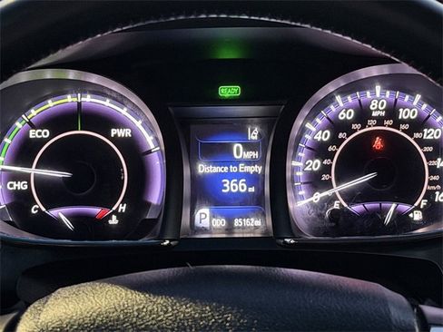 Used 2018 Toyota Avalon Limited image 29