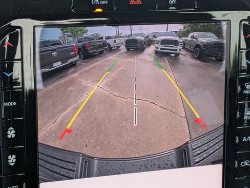 New 2026 RAM 2500 Laramie AWD/4WD image 22