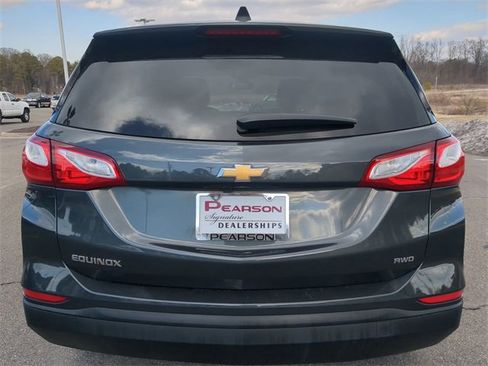 Used 2020 Chevrolet Equinox LS w/ LS Convenience Package image 5