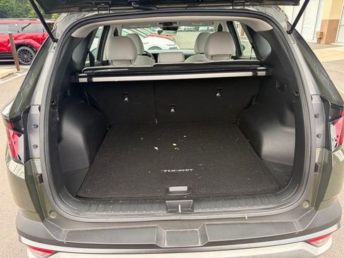 Certified 2025 Hyundai Tucson SE AWD/4WD image 6
