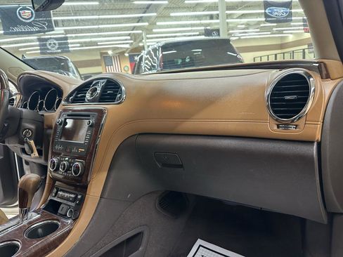 Used 2015 Buick Enclave Leather AWD/4WD image 39
