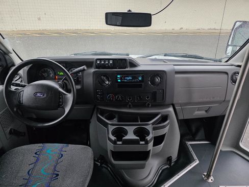 Used 2018 Ford E-450 and Econoline 450 Super Duty w/ Shuttle Bus Prep Package image 27