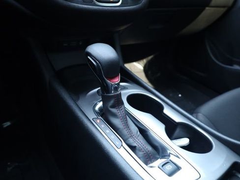 Used 2024 Chevrolet Malibu RS image 19