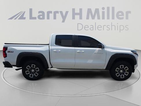 Certified 2024 Chevrolet Colorado Z71 w/ Z71 Convenience Package 2 AWD/4WD image 9