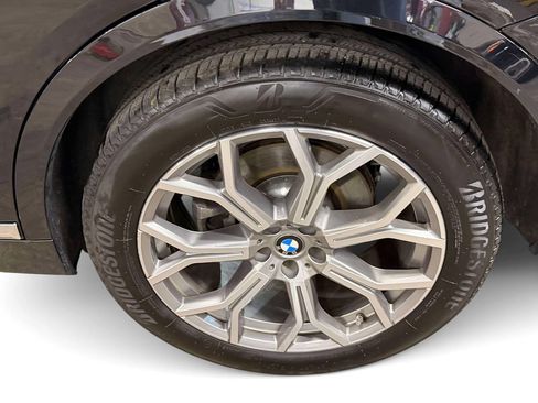 Used 2024 BMW X7 xDrive40i w/ Executive Package AWD/4WD image 13