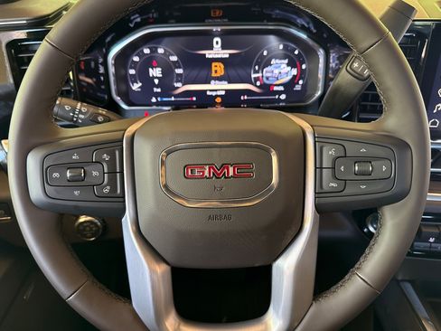 New 2026 GMC Sierra 2500 SLT w/ SLT Premium Package AWD/4WD image 24