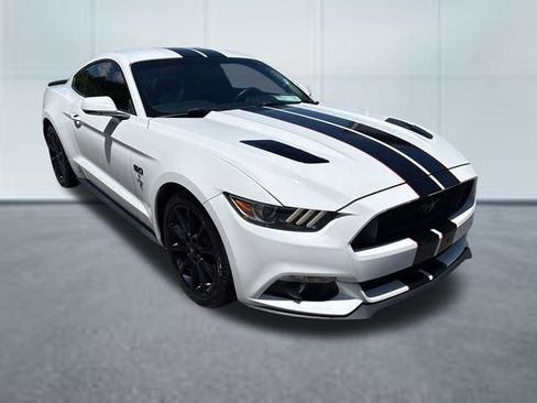 Used 2016 Ford Mustang GT Premium w/ Equipment Group 401A RWD image 5