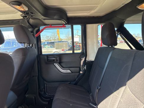 Used 2017 Jeep Wrangler Unlimited Sport w/ Quick Order Package 24S AWD/4WD image 21