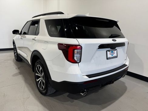Used 2022 Ford Explorer ST-Line w/ Class IV Trailer Tow Package AWD/4WD image 39