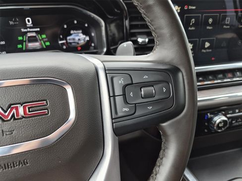 Used 2024 GMC Sierra 1500 SLT AWD/4WD image 21