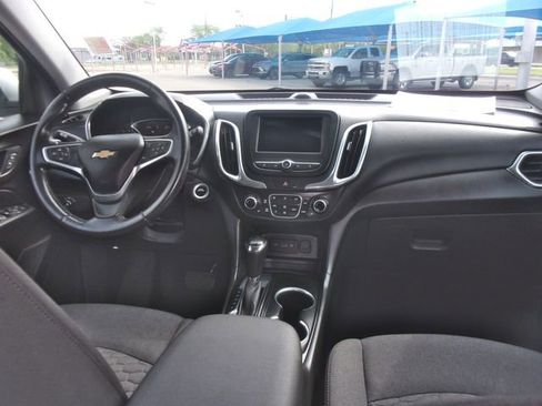 Used 2019 Chevrolet Equinox LT FWD image 17