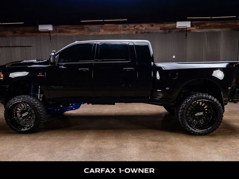 Used 2024 RAM 3500 Laramie w/ Night Edition AWD/4WD image 5