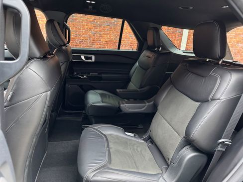 Certified 2022 Ford Explorer ST w/ ST Street Pack AWD/4WD image 27