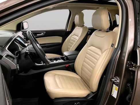 Used 2019 Ford Edge SEL w/ Equipment Group 201A AWD/4WD image 24