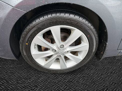 Used 2012 Hyundai Accent GLS w/ Premium Pkg 3 image 11