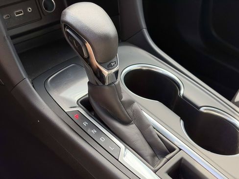 Used 2022 Chevrolet Equinox LT FWD image 30