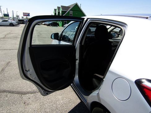 Used 2021 Mitsubishi Mirage ES image 15